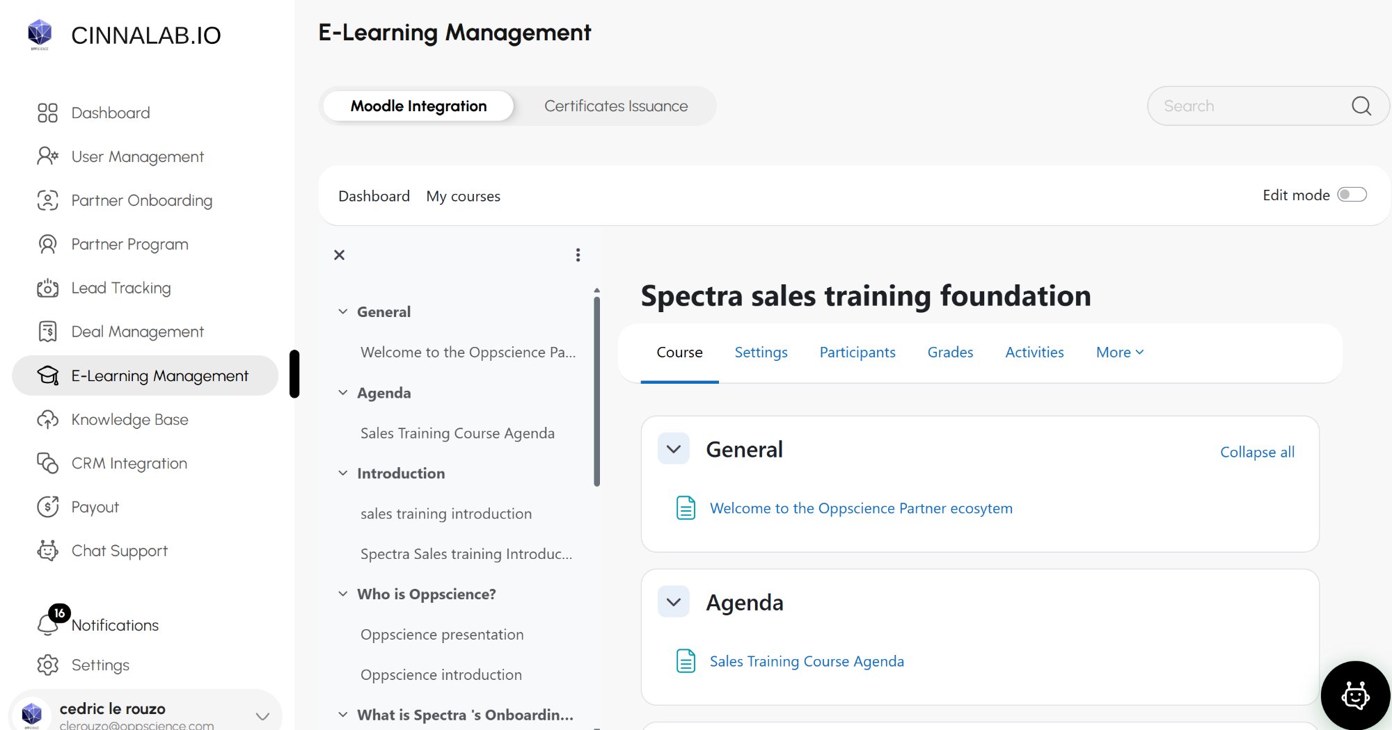 CinnaLab e-learning management showing Moodle integration with course modules, agenda sections and partner training content
